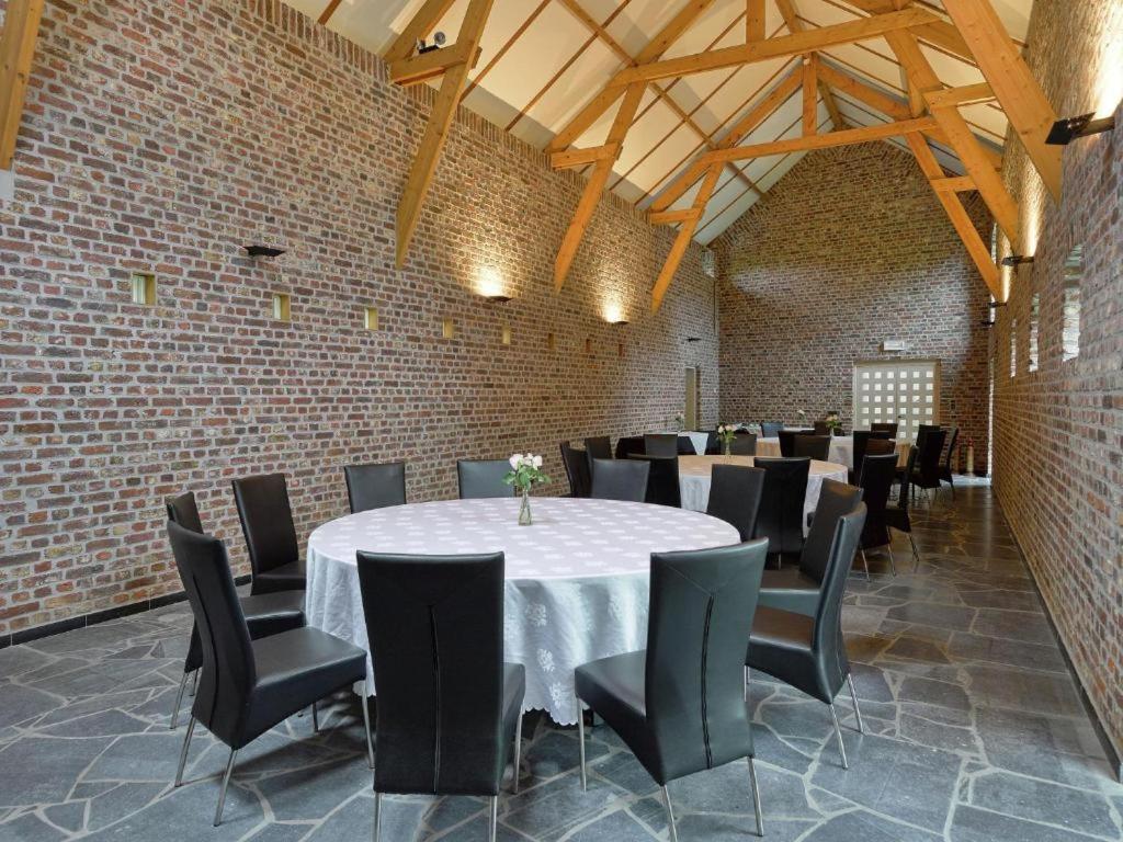 Het Bloesemklooster Relais Hotel Sint-Truiden Luaran gambar